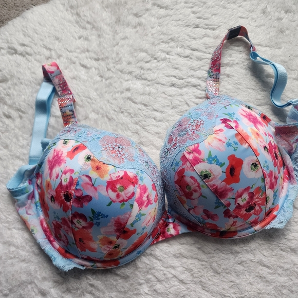 Bra - Picture 2 of 5